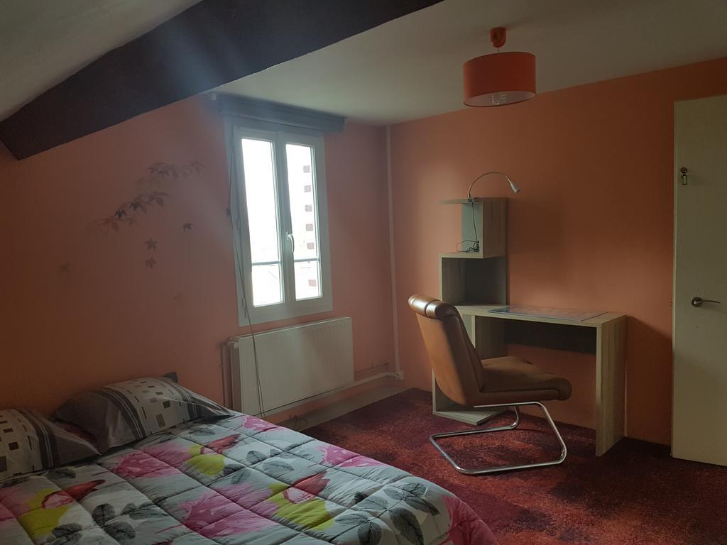 La Demi-Lune Bed and Breakfast Bailleval Exteriör bild